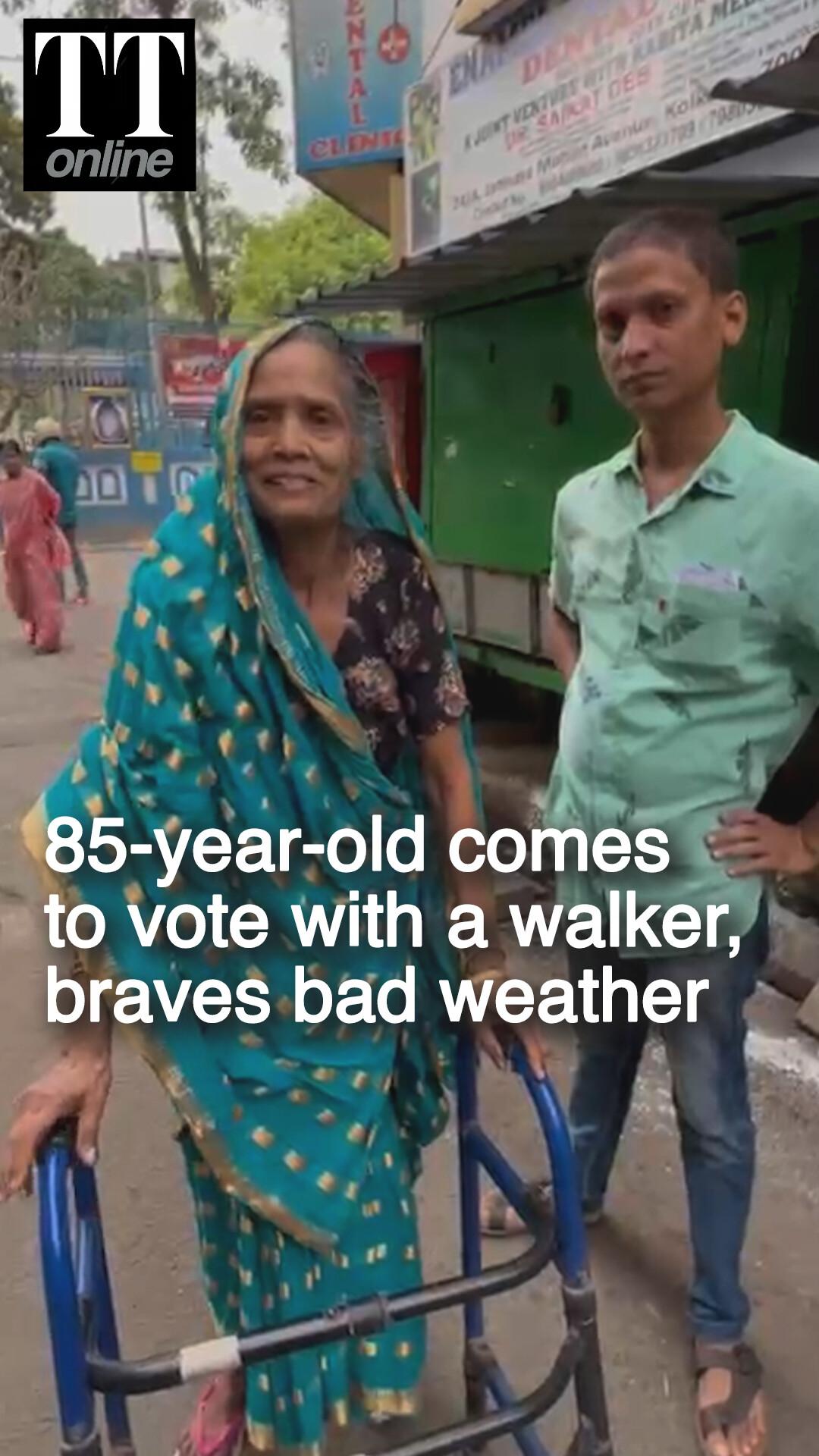 Yogendri Roy, 85, Came To Vote With A Walker, Battling Bad Weather in Kolkata