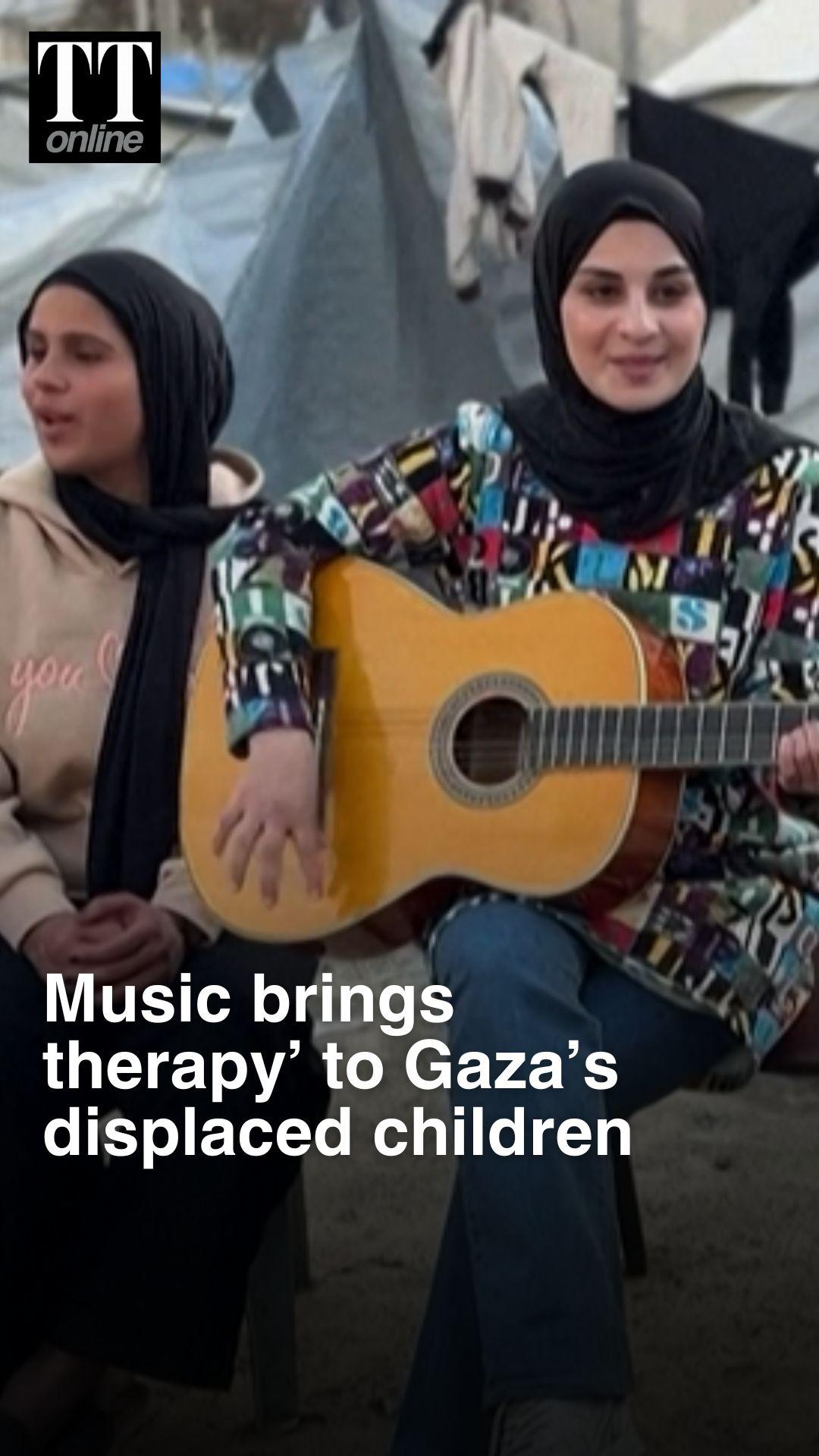 WATCH | Palestinian Woman Plays ‘Bella Ciao’ on Guitar With Displaced Children in Gaza