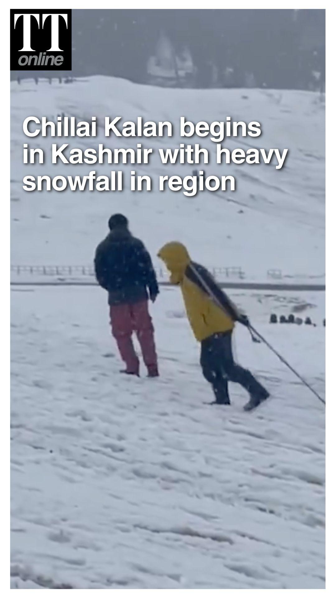 Season’s First Heavy Snowfall Marks Start of Chillai Kalan Across Kashmir