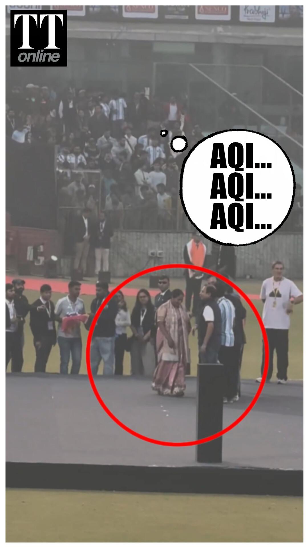 CM Rekha Gupta Booed, Met With "AQI" Chants During Messi Event in Smog-Hit Delhi