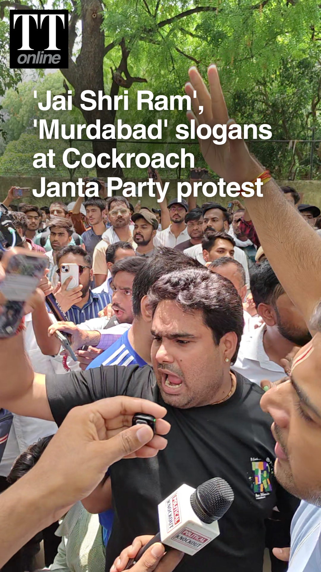 “Cockroach Janta Party Murdabad” Slogans Raised at Jantar Mantar