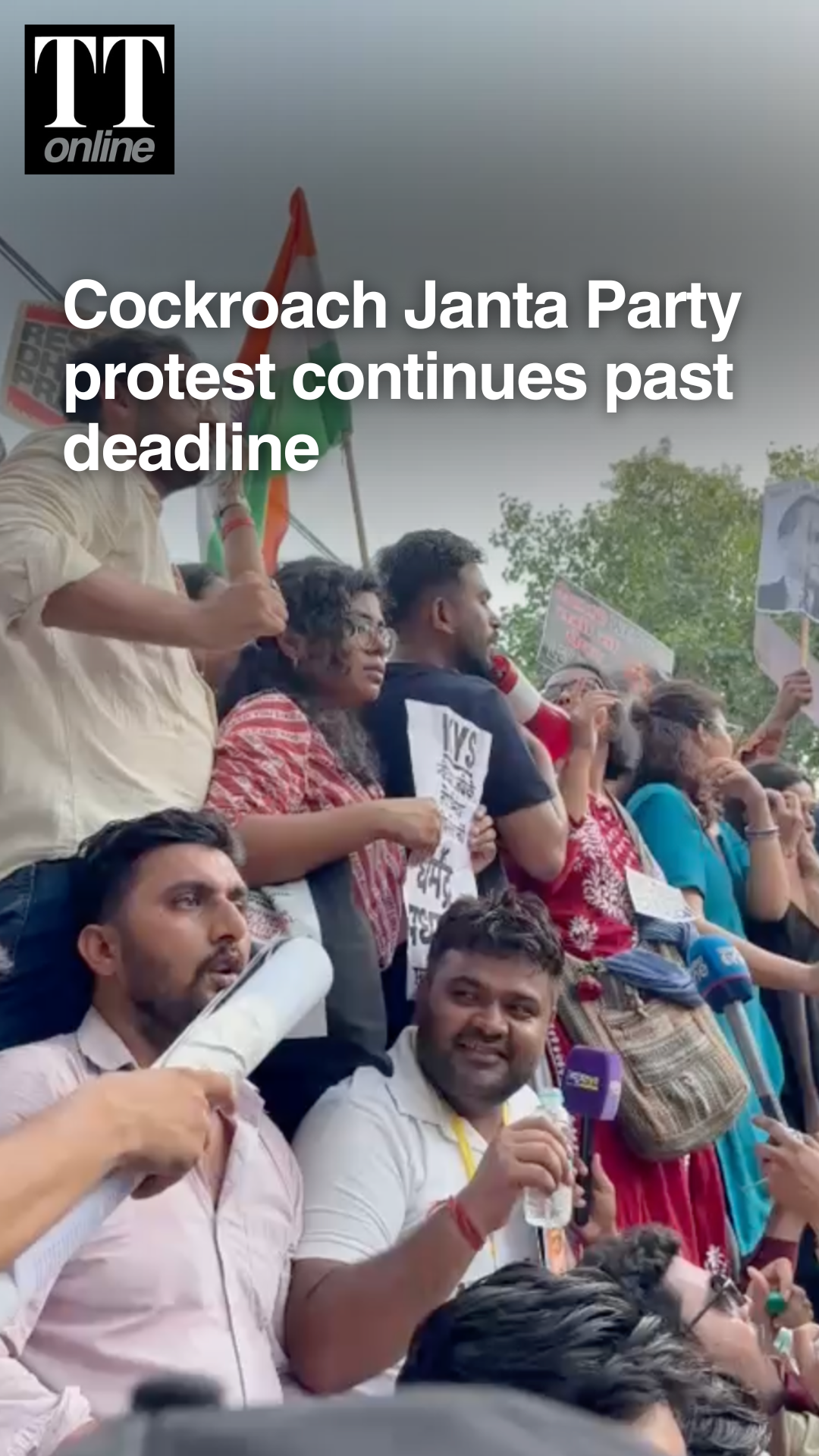 Cockroach Janta Party Protest Continues Past Deadline Amid Chants of 'Go Pradhan Go'