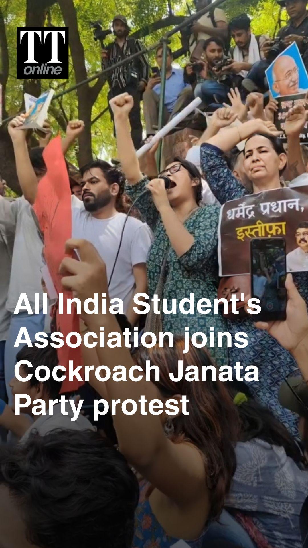 AISA Joins Cockroach Janata Party Protest at Jantar Mantar